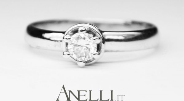 Anello Solitario 0,18 carati F-VVS1 GIA