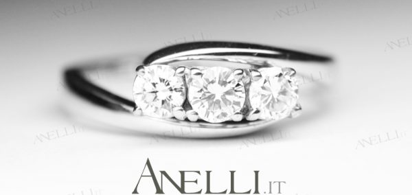 Anello Trilogy 0,60 carati E-VVS1