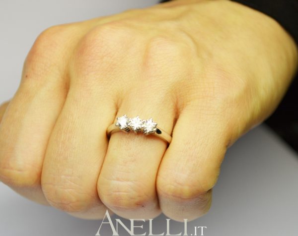 Anello Trilogy Classico 0,60 carati D-VVS1