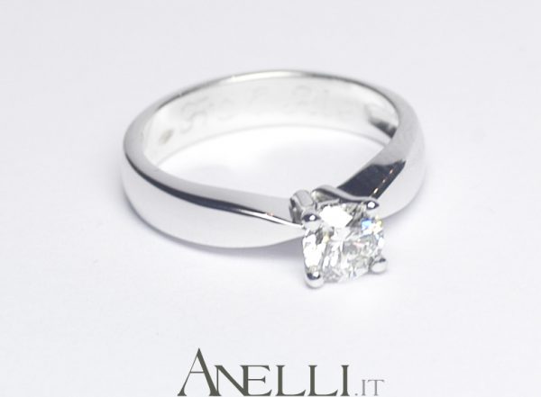Solitario con Diamante 0,45 carati colore G purezza IF