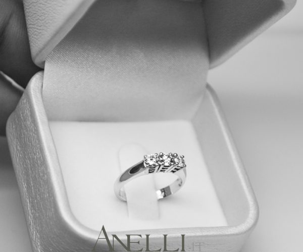 Trilogy con Diamanti F-IF (0,51 ct)