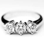 Trilogy da 1 carato con diamanti colore G purezza VS1 GIA