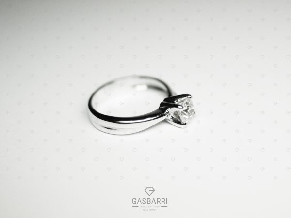 Anello 0.48 carati colore D purezza IF