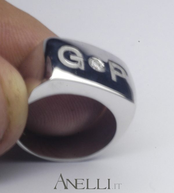 Anello da uomo in oro bianco e diamante
