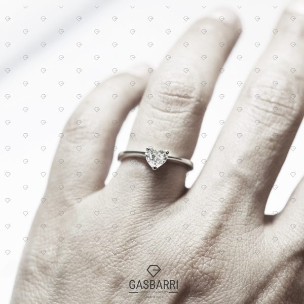 Anello Diamante Cuore 0.50 F-VVS1