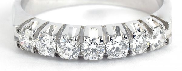 Anello fedina 0,70 carati F-VVS1