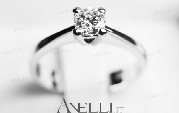 Anello Solitario 0.35 ct D-VS1 GIA