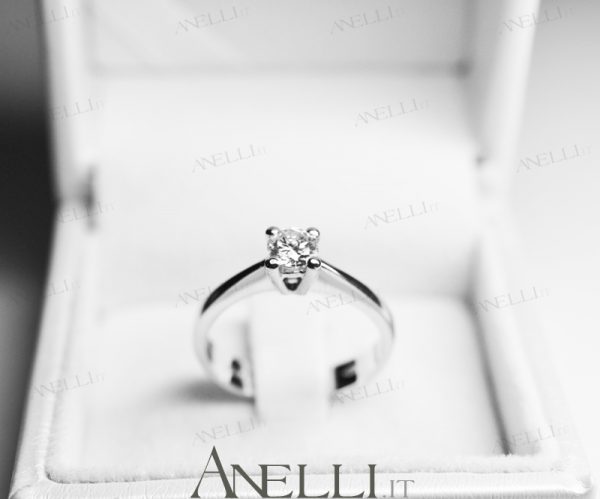 Anello Solitario 0.35 ct D-VS1 GIA