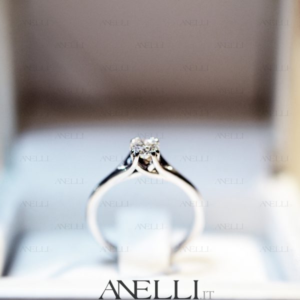 Anello Solitario 0.42 carati colore D purezza VVS1 GIA