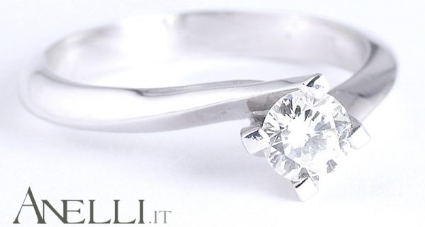 Anello Solitario Valentino 0,45 carati (F - Purissimo)
