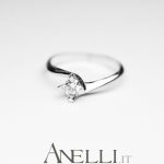 Anello Solitario con Diamante 0,35 carati (Colore F - Purezza VVS1)