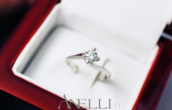 Anello Fidanzamento 0.60 F-IF Triplo Excellent GIA