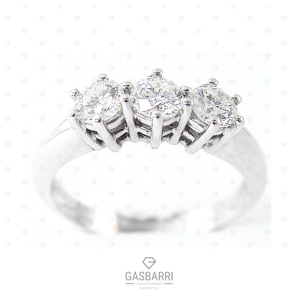 Anello trilogy 0,51 carati (F-VVS1)