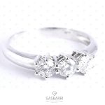 Anello trilogy 0,51 carati (F-VVS1)