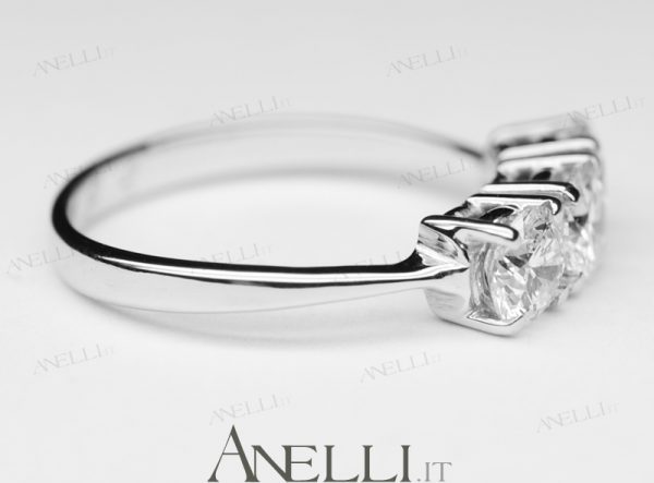 Anello Trilogy di 1 Carato E-VS1 GIA