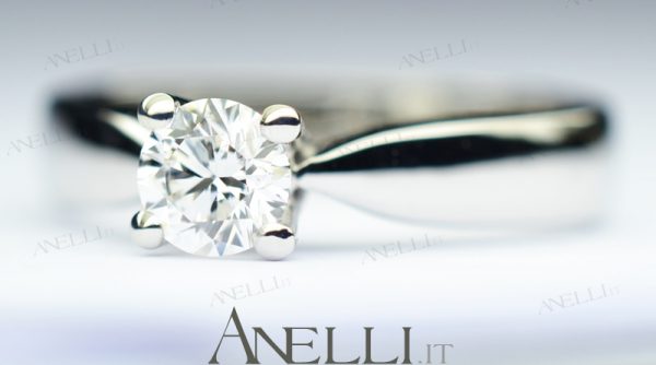 Solitario con Diamante da collezione 0.30 ct D-IF GIA
