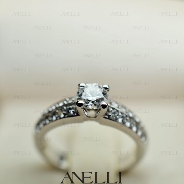 Solitario con Diamanti colore D purezza IF