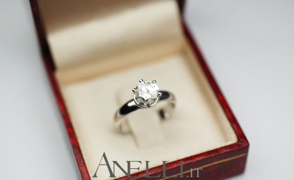 Solitario con diamante da 1,25 carati (F - VVS1)