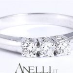 Anello Trilogy classico 0,15 carati (F-VVS1)