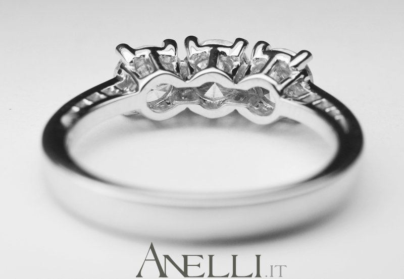 Trilogy 1 Carato Diamanti colore D purezza VS1 GIA