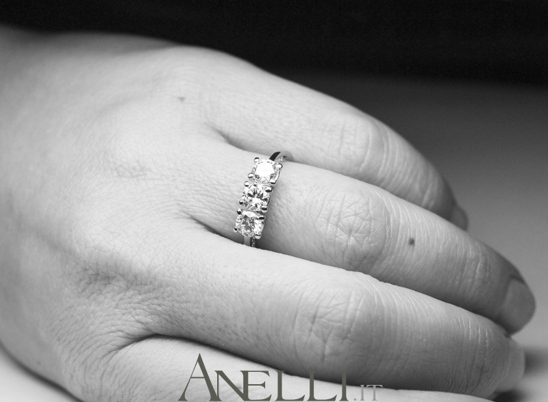 Trilogy 1 Carato Diamanti colore D purezza VS1 GIA