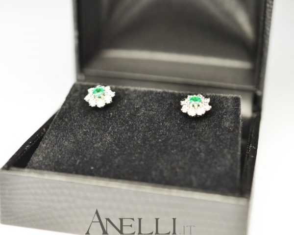 Orecchini con Smeraldi e Diamanti